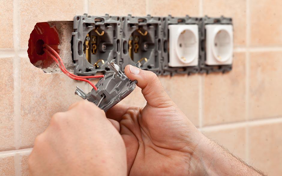 devis renovation électrique Émerainville